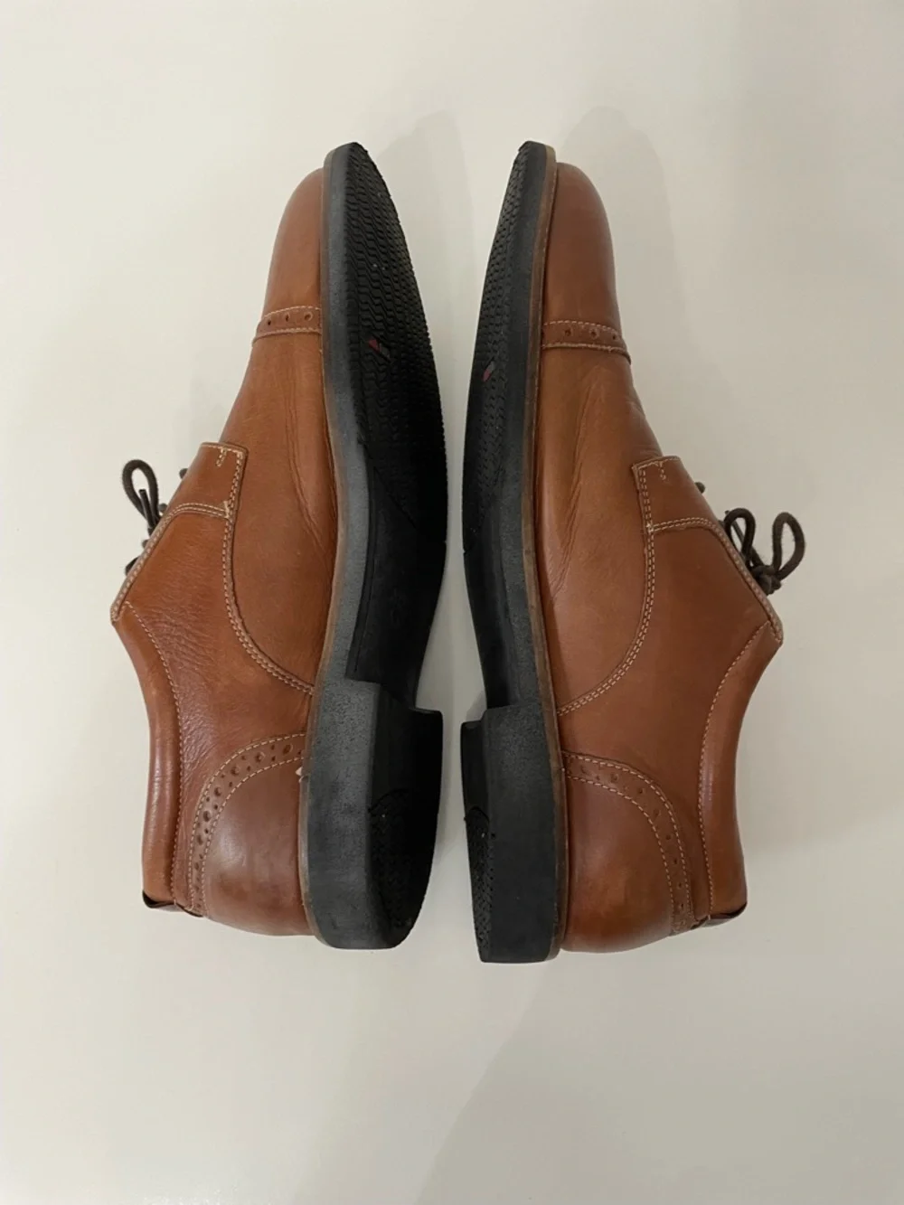 Johnston & Murphy Men's Brown Leather Oxford Cap Toe Dress Shoes, size 11